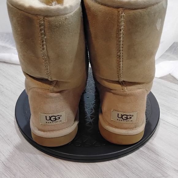 UGG Womens Classic Short Natural Sand Boots Booties Wool Fleece Lining SIZE 9 - Picture 5 of 13